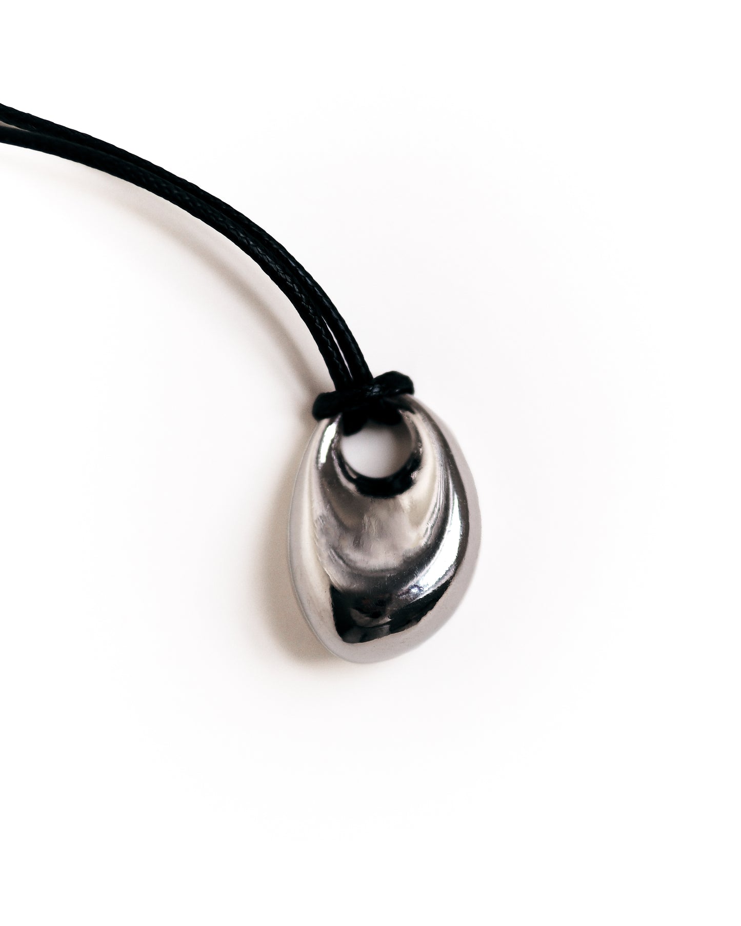 The Adjustable Pebble Necklace