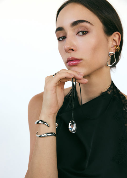 The Adjustable Pebble Necklace